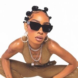 Dezi eyewear Switch style